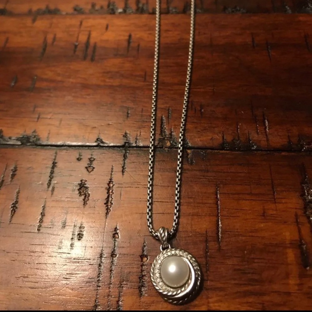 David Yurman pearl necklace
